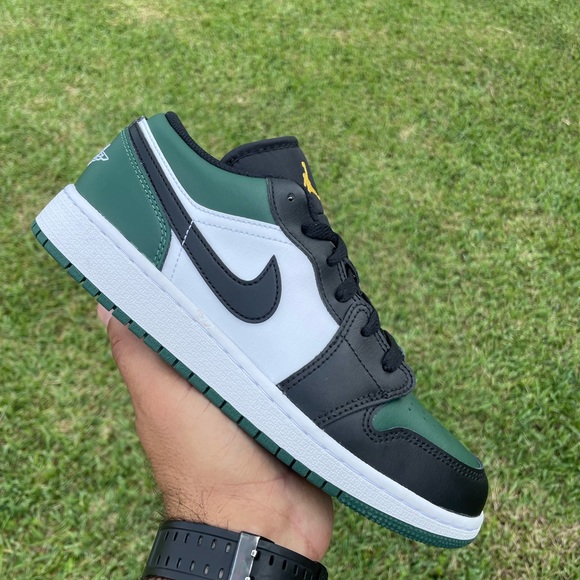 Jordan Shoes - Nike Air Jordan 1 Low Green Toe Women’s Size 8W - 6.5Y Retro Black 553560-371